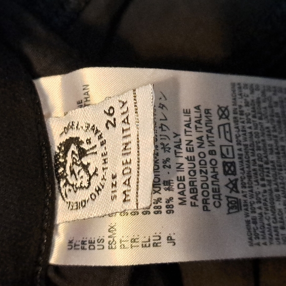 Diesel Ladies Black Distress Jeans W26-L32 Regular straight Regular waist - Picture 3 of 8